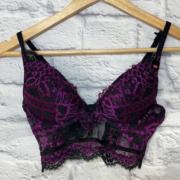 La Senza Beyond Sexy Deep Plunge Bra Size 32 B - Picture 1 of 9